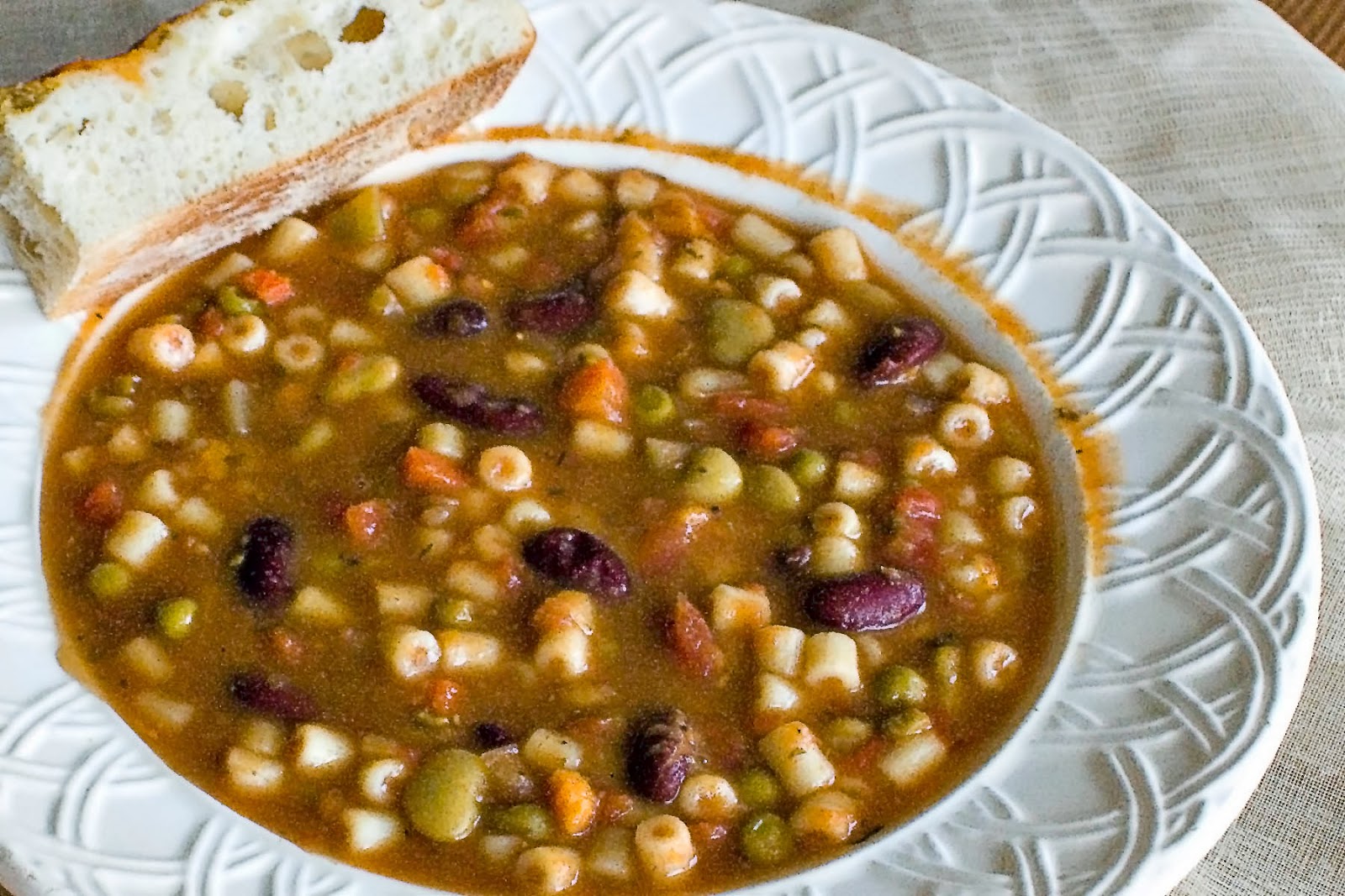 The Hungry Lovers Crock Pot Pasta Fagioli