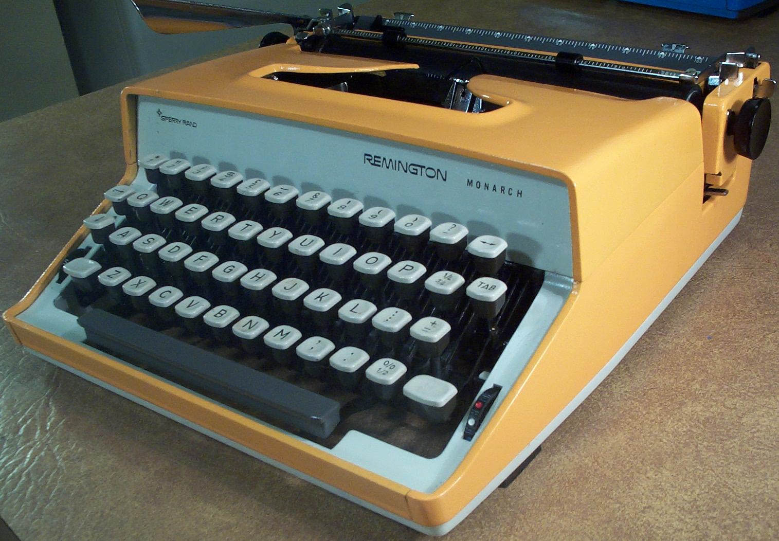 oz.Typewriter Good Remington Portable Typewriters, Bad Remington Portable Typewriters