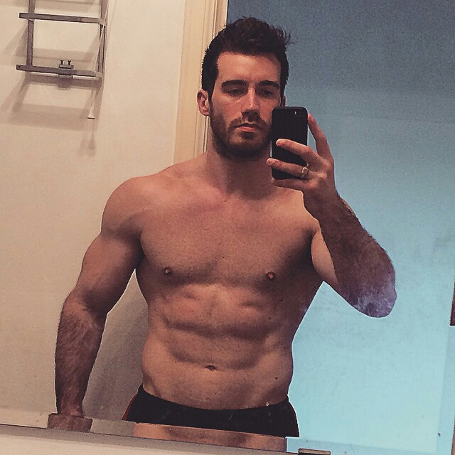 The best Fitness & Bodybuilding's Motivation Guys On Instagram . Men