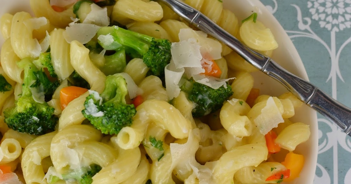 Broccoli and Sweet Pepper Pasta Recipe