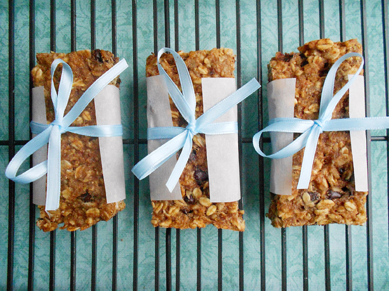 Healthy Banana Oat Snack Bars Confessions of a Confectionista