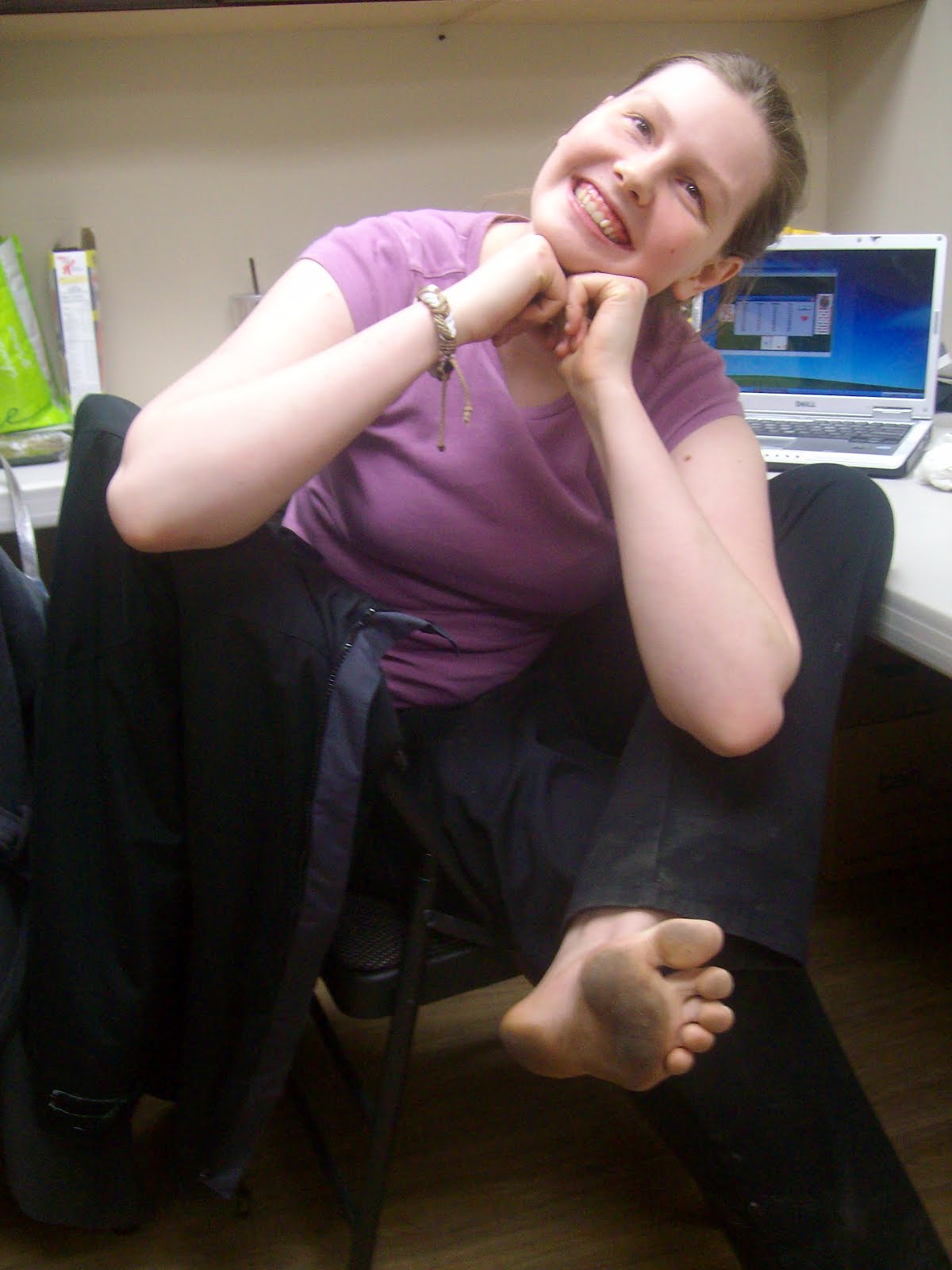 Barefoot at work Sierra the Barefoot Girl