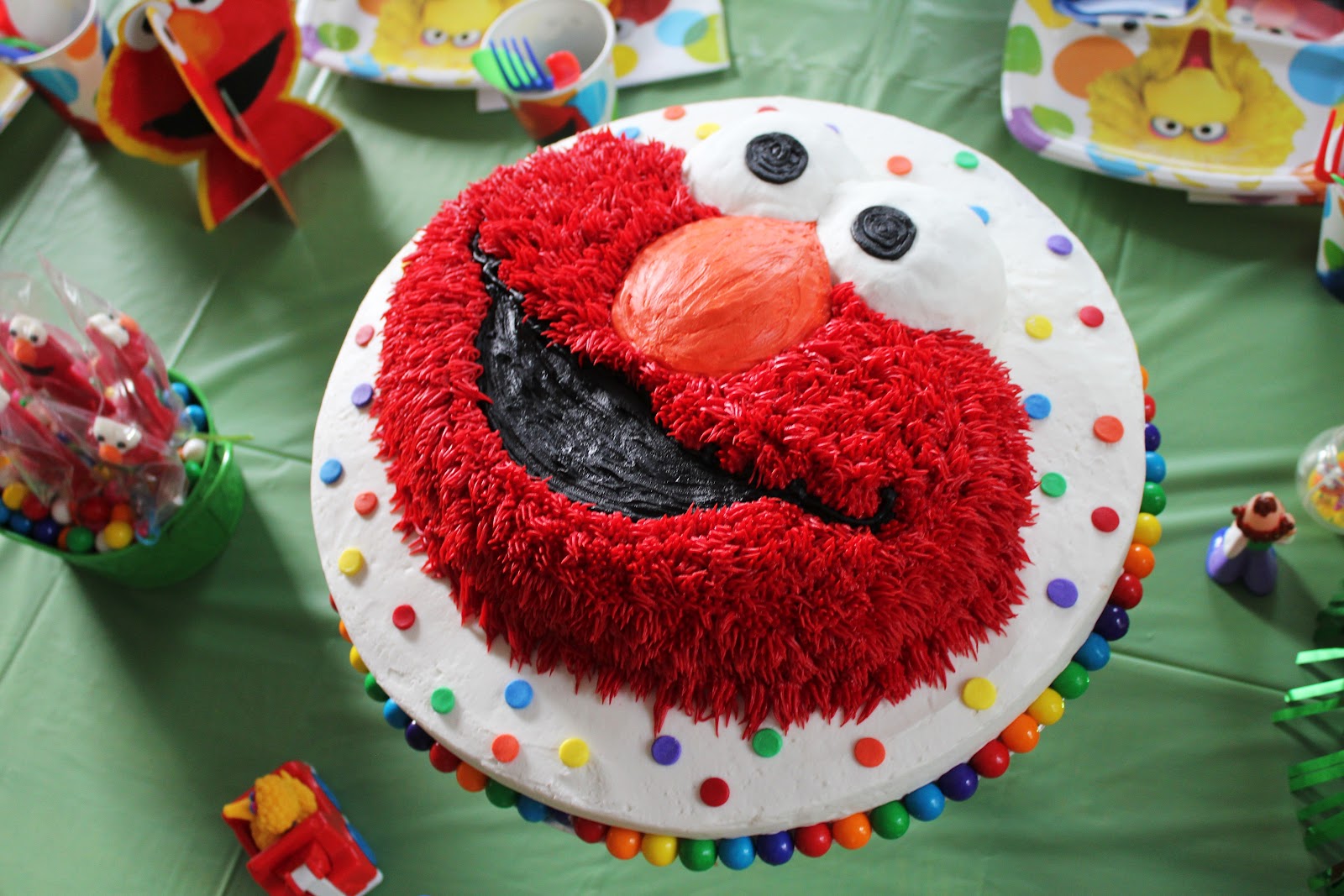 Say It Sweetly Sesame Street Birthday with Elmo Cake! April 1, 2012