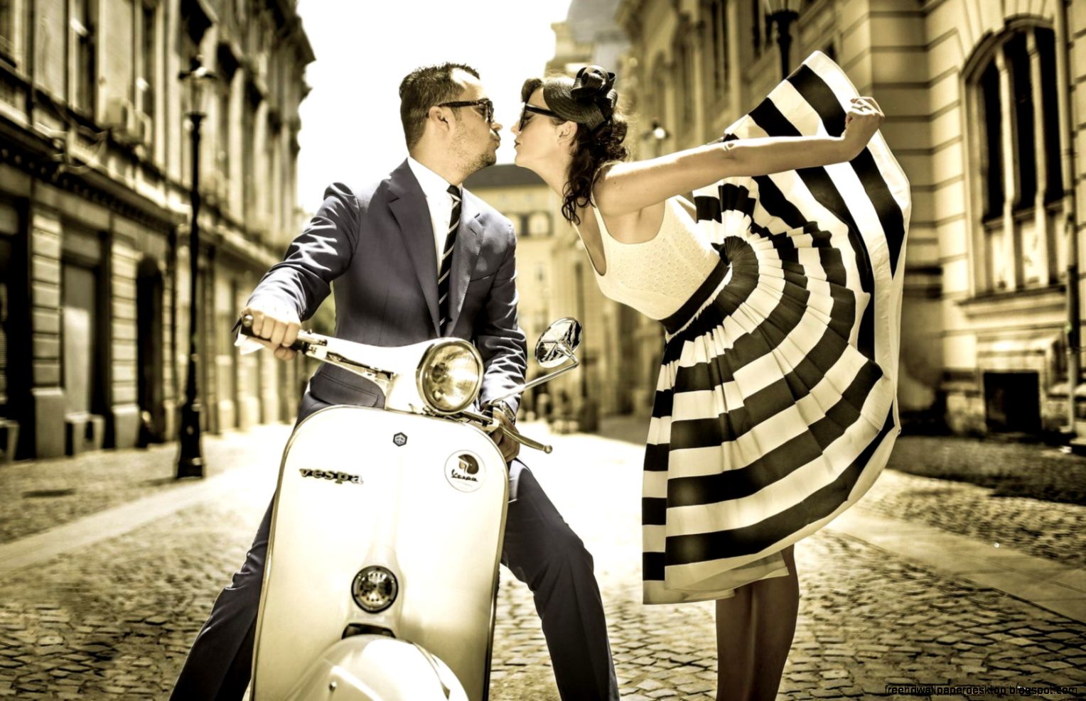 Girl Brunette Restaurant Vintage 6994517 Girl Brunette Restaurant Vintage 6994517