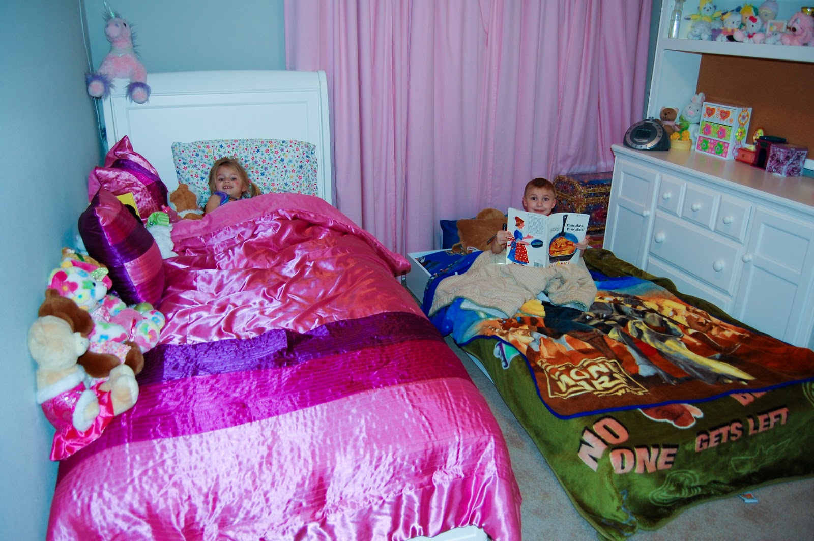 The Boley Family Sharing a Room!