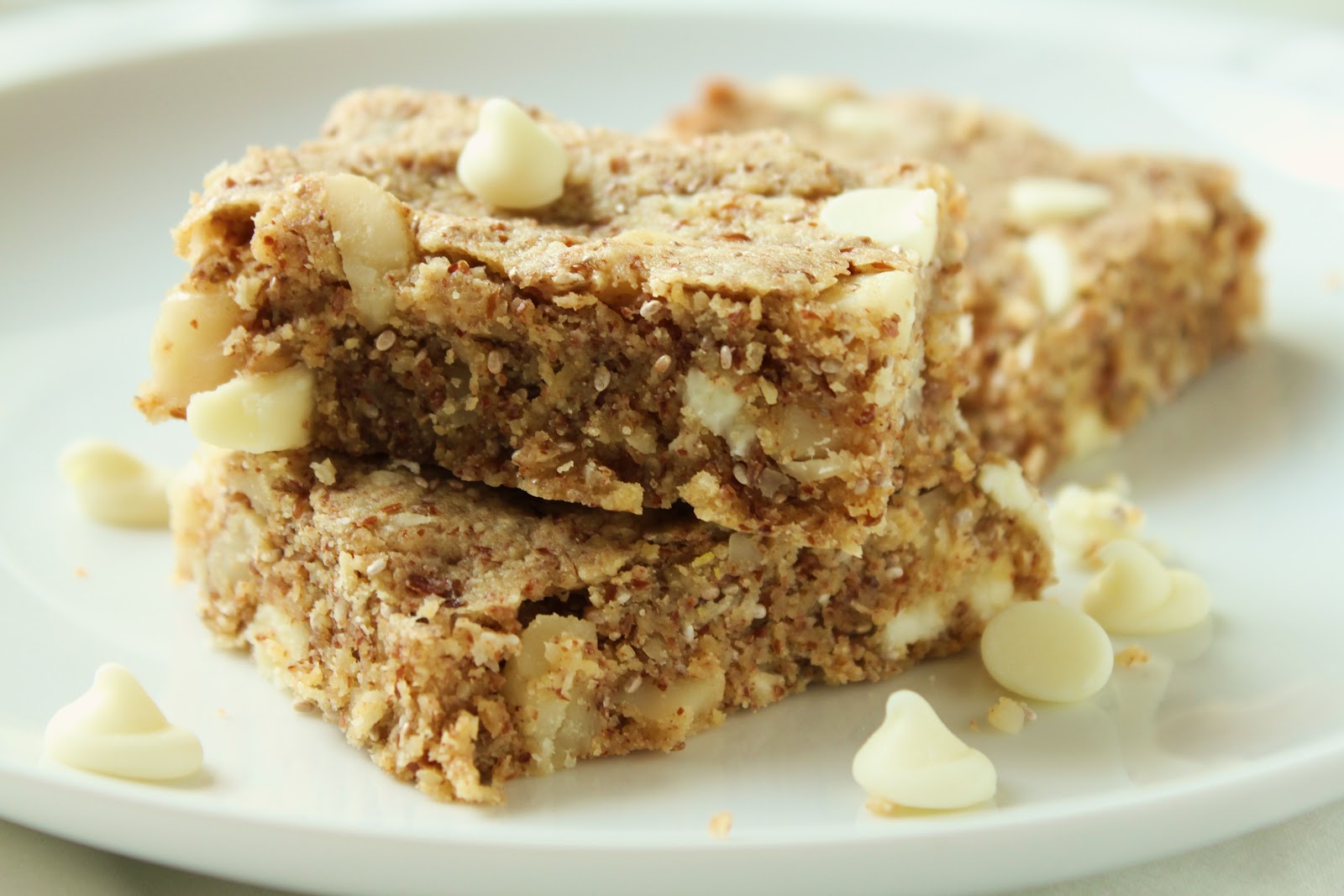 Delicious as it Looks White Chocolate Macadamia Almond Bars