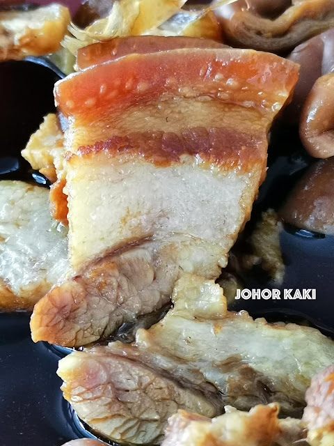 Hai Fa Kway Chap in Bedok Interchange Hawker Centre Singapore 海发粿汁 Hai Fa Kway Chap in Bedok Interchange Hawker Centre Singapore 海发粿汁