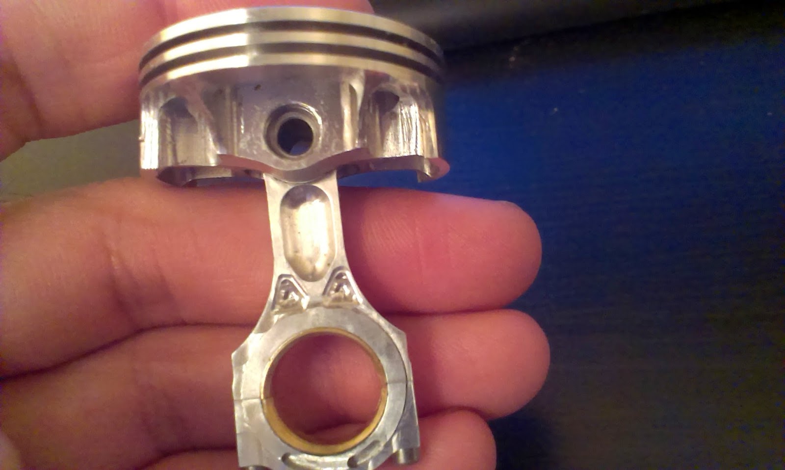 BerniModels Piston machining and con rod assy