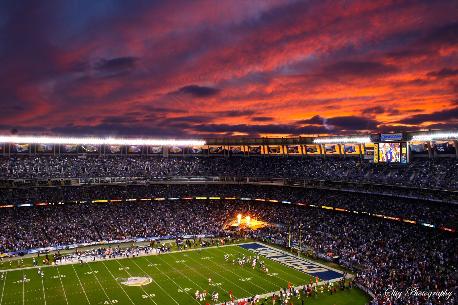 PhotograStig Session at Stadium with Chargers Chiefs