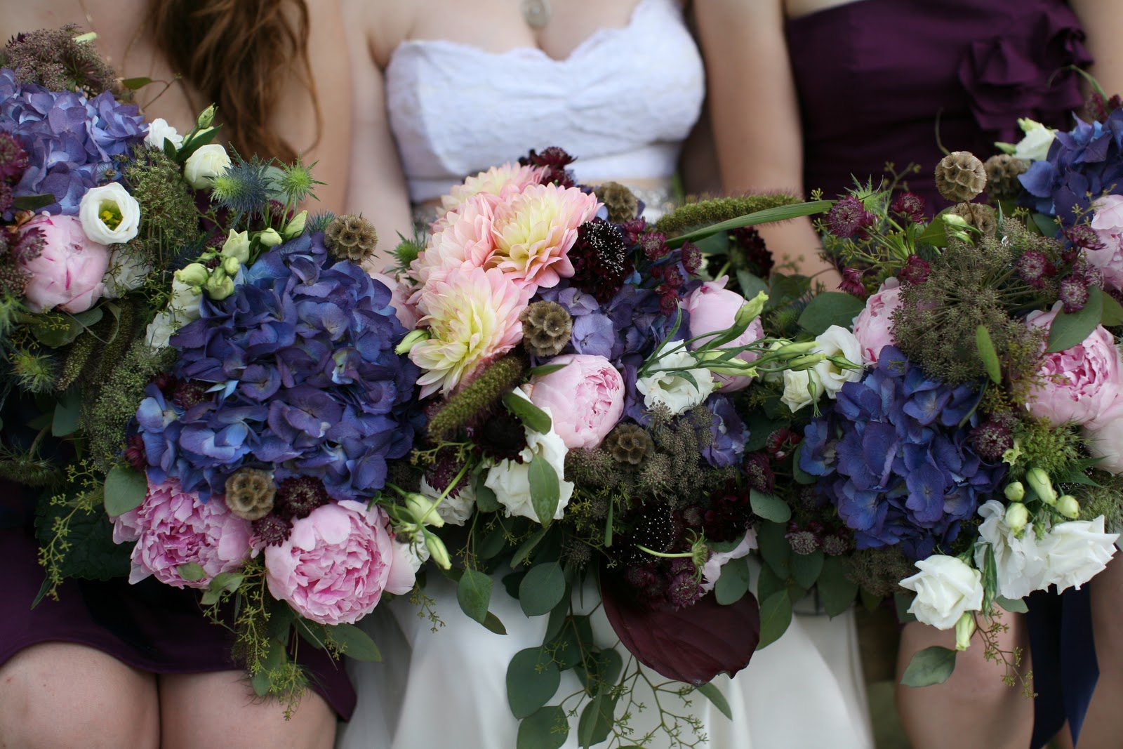 Wedding Flowers Blog Zoe S Classic Nude And White Wedding Flowers