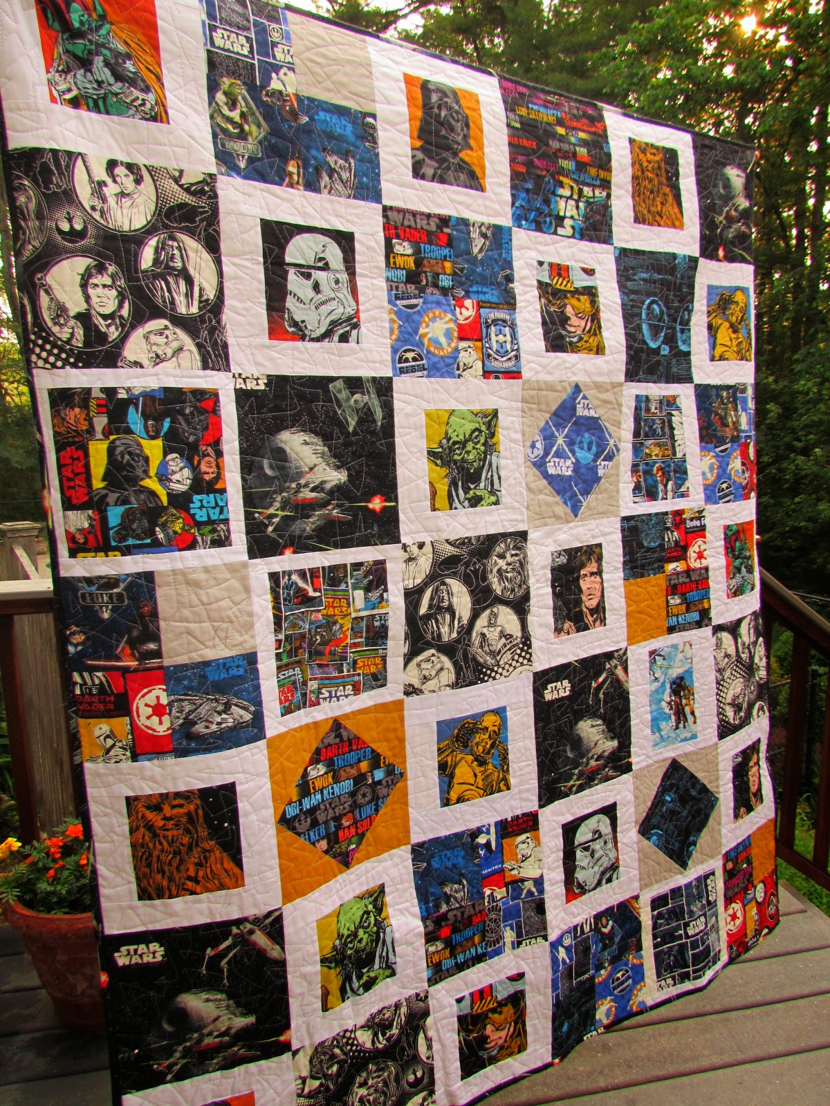 KayakQuilting Finished The Glowing Star Wars Quilt