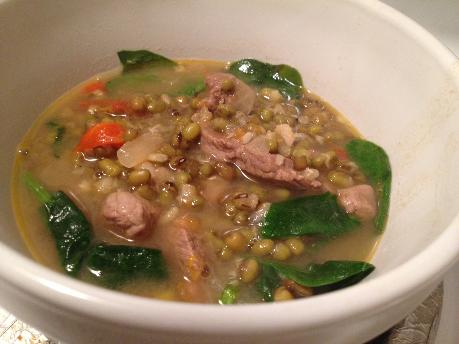 KAUKAU TIME!"Kaukau" is a Hawaiian pidgin slang word meaning "food