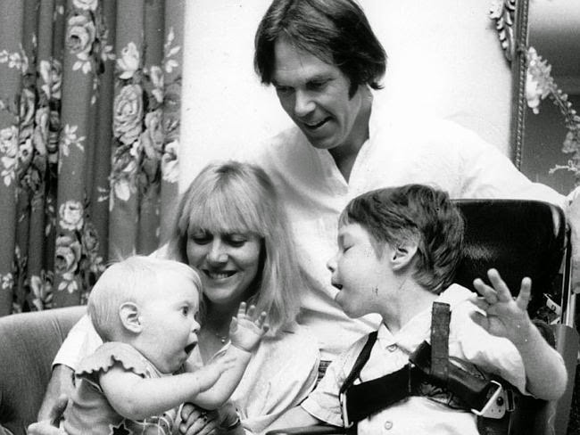 Old Man Take A Look At Yourself potpourri for 200 dollars blogger