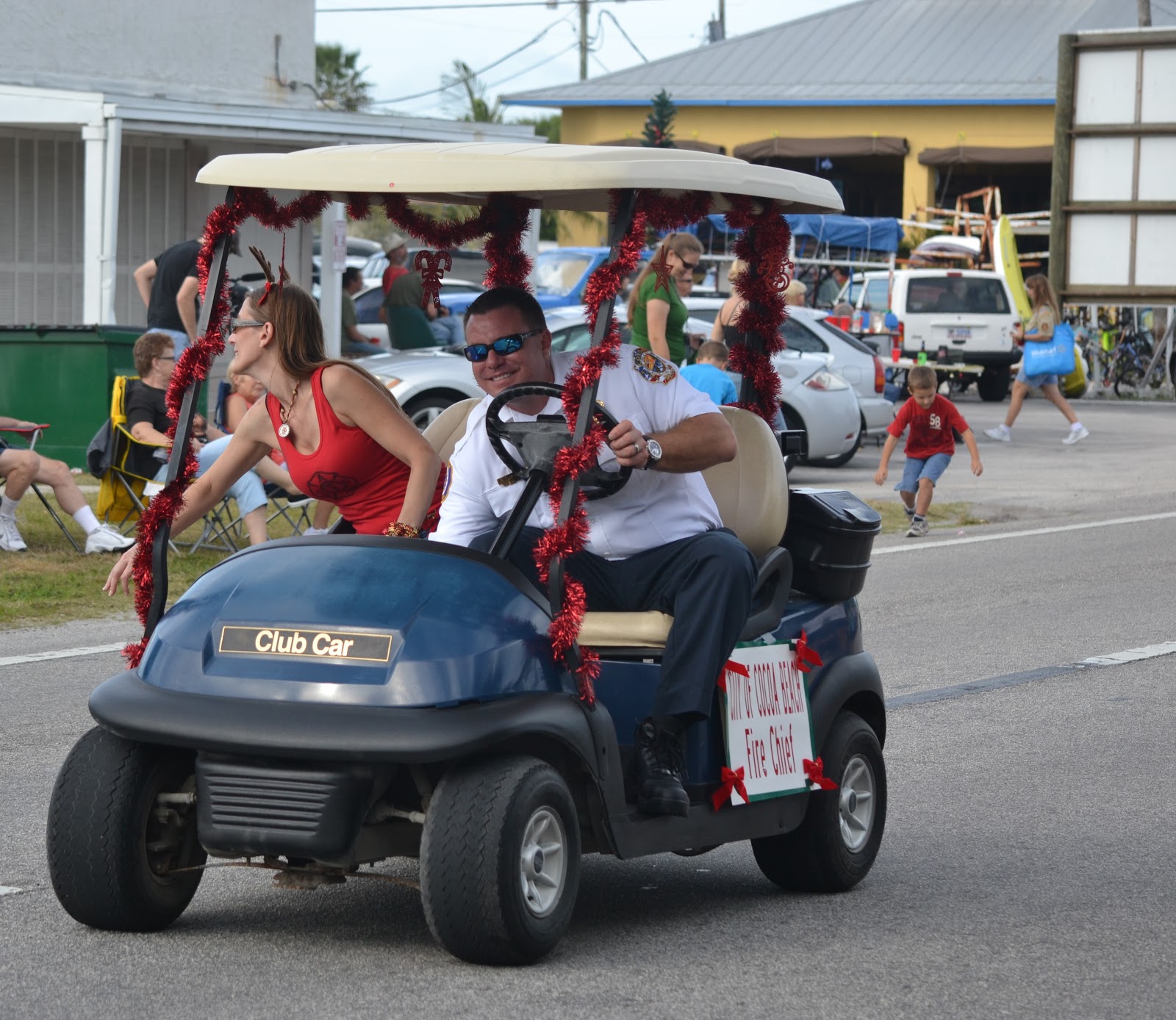 2012 Cocoa Beach Christmas Parade Video & Photos
