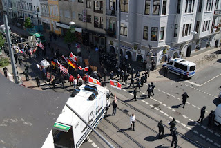 truk-Neo-Nazi truk-Neo-Nazi