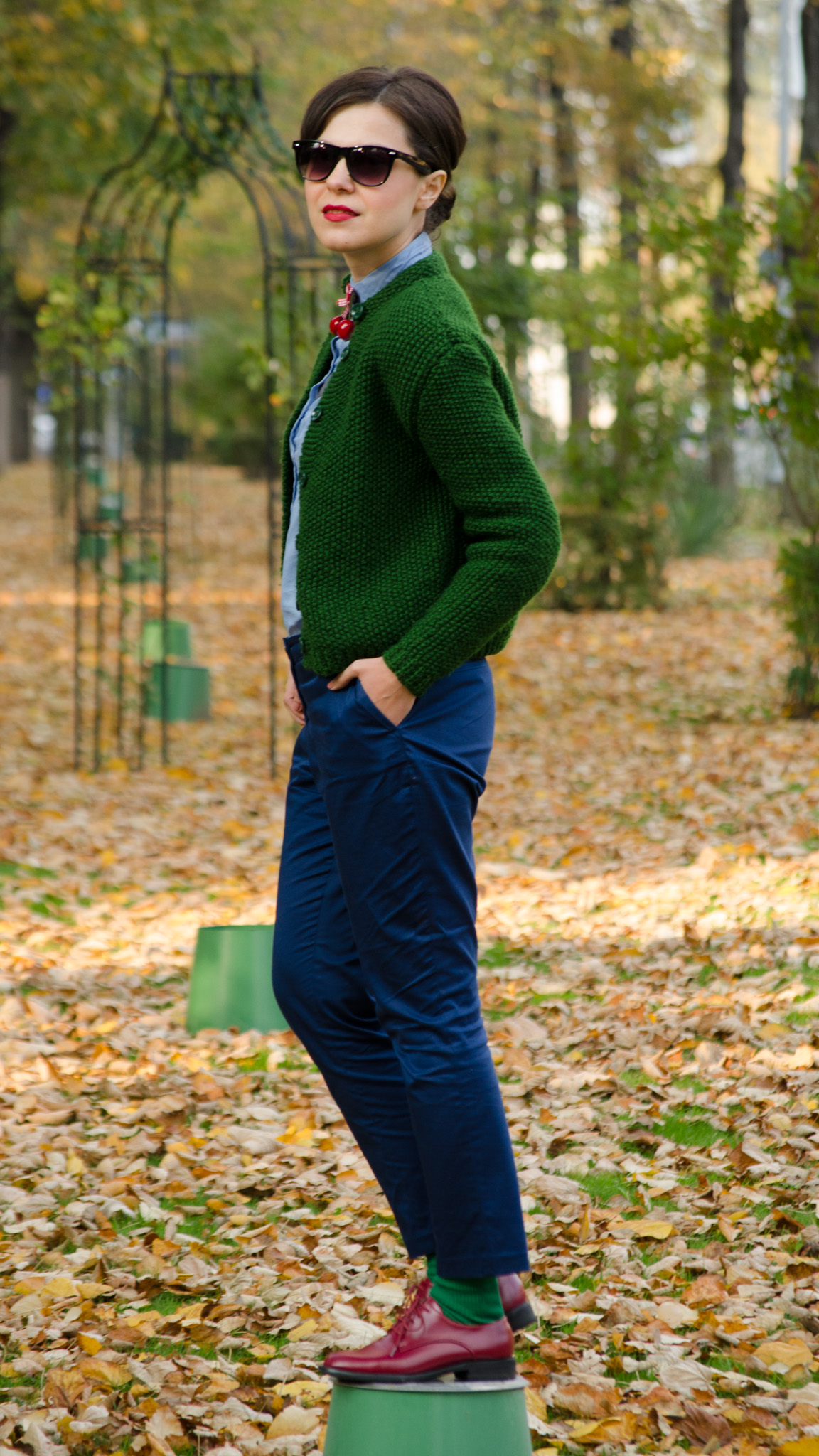 navy blue pants knitted green sweater shirt mustard square bag cherries h&m thrifted  burgundy man shoes oxford autumn scenery yellow leaves