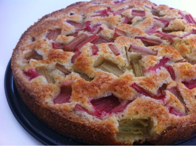 Rhubarb cake, Fruit Cake