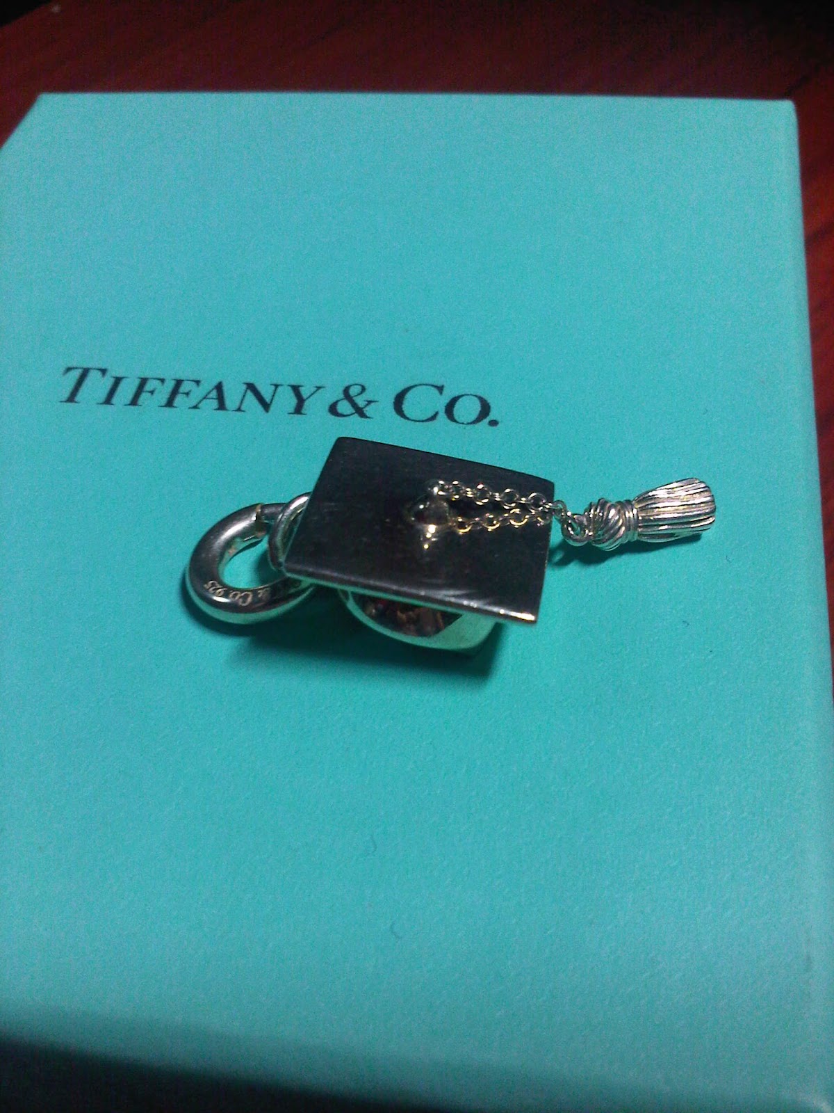 One Thousand Looks GRADUATION GIFTS