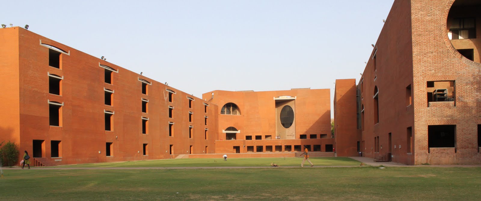 Louis Kahn Plaza