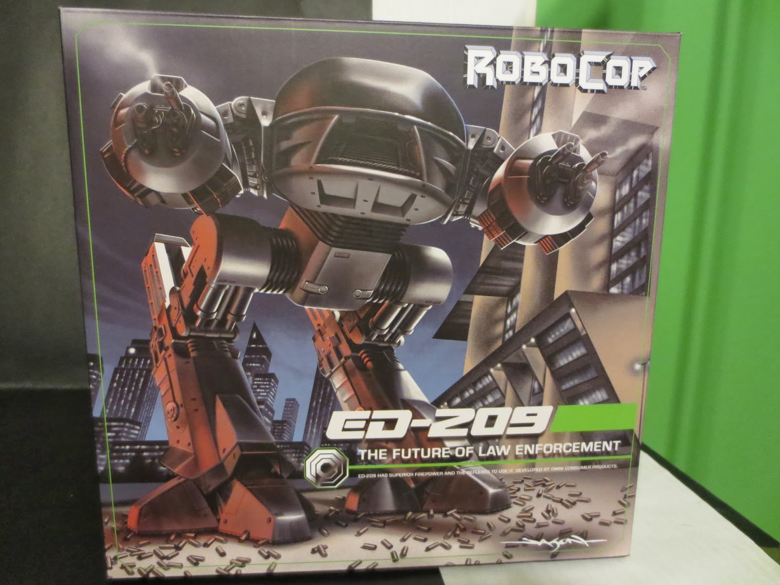 Action Figure Review: ED-209 from RoboCop by NECA