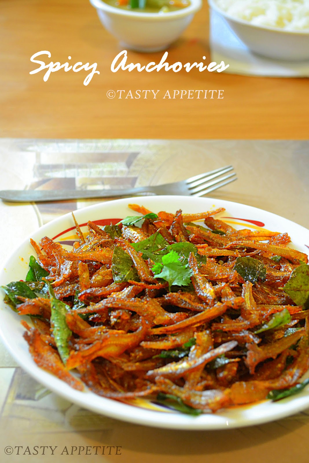 How to make Spicy Fried Anchovies / Nethili Varuval / Spicy Anchovies