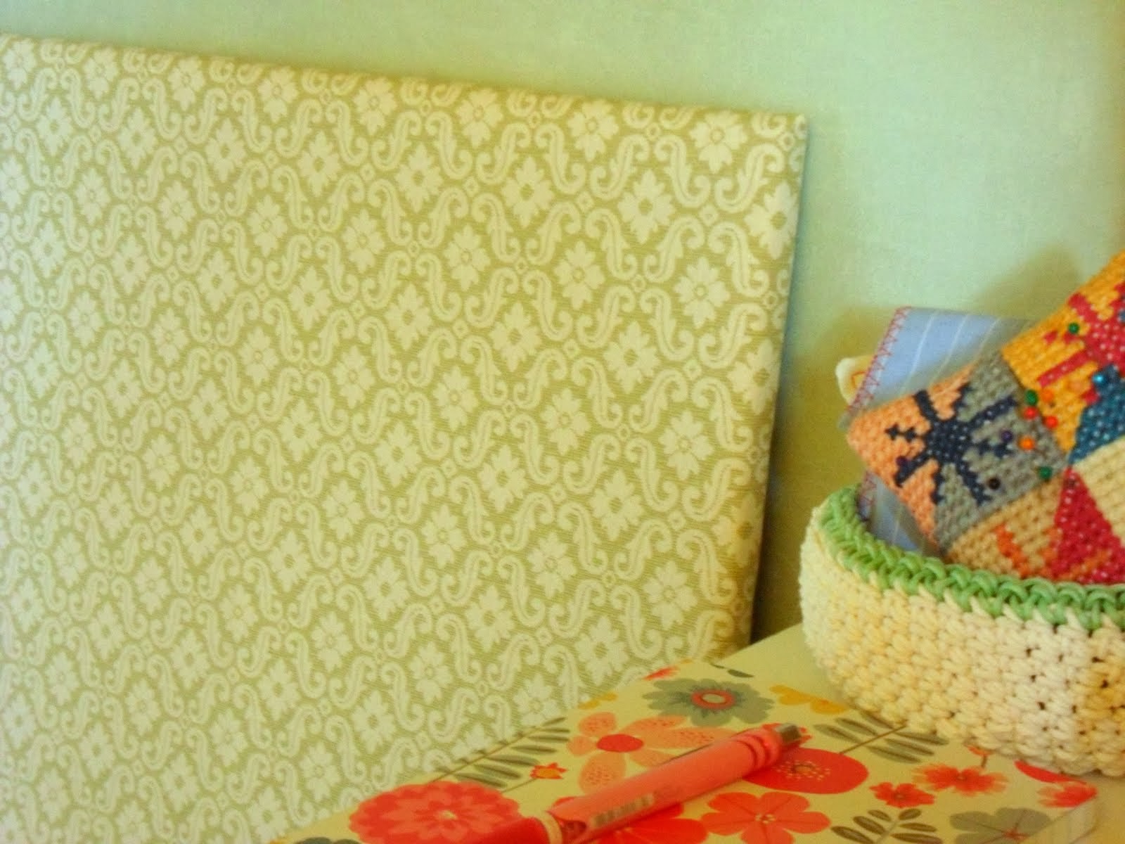 gillyflower How to Make a Fabric Covered Notice Board