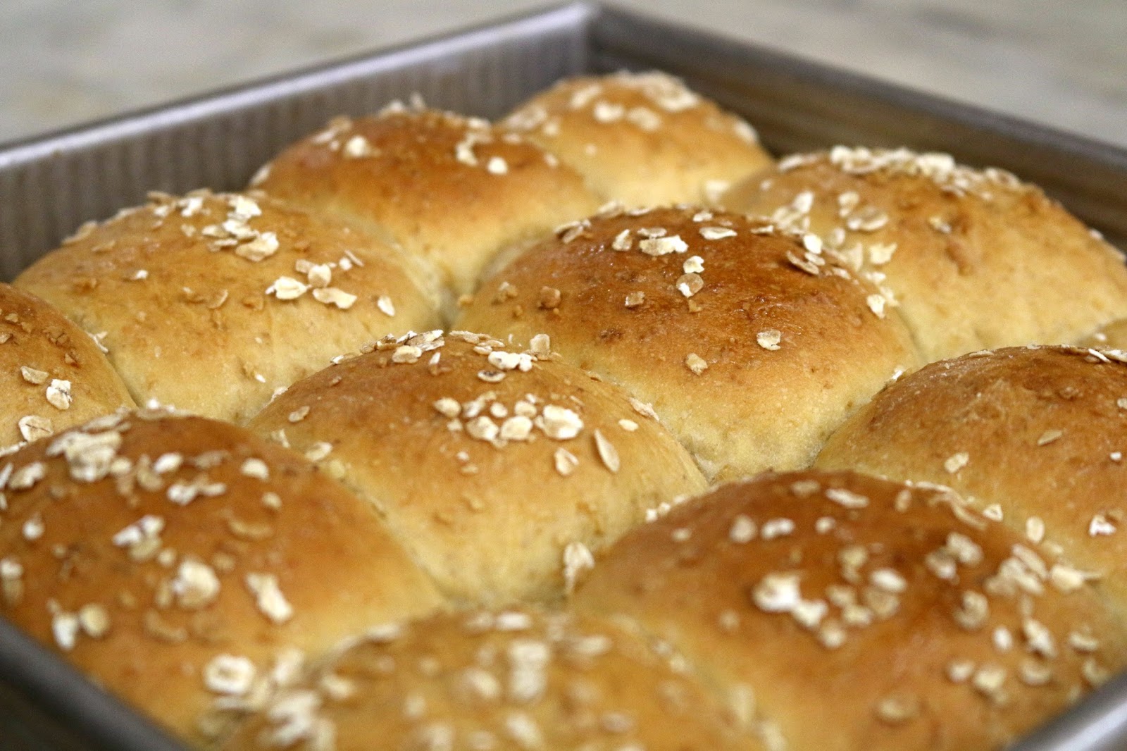 Polly's Pancake Parlor Recipes Maple Oatmeal Dinner Rolls