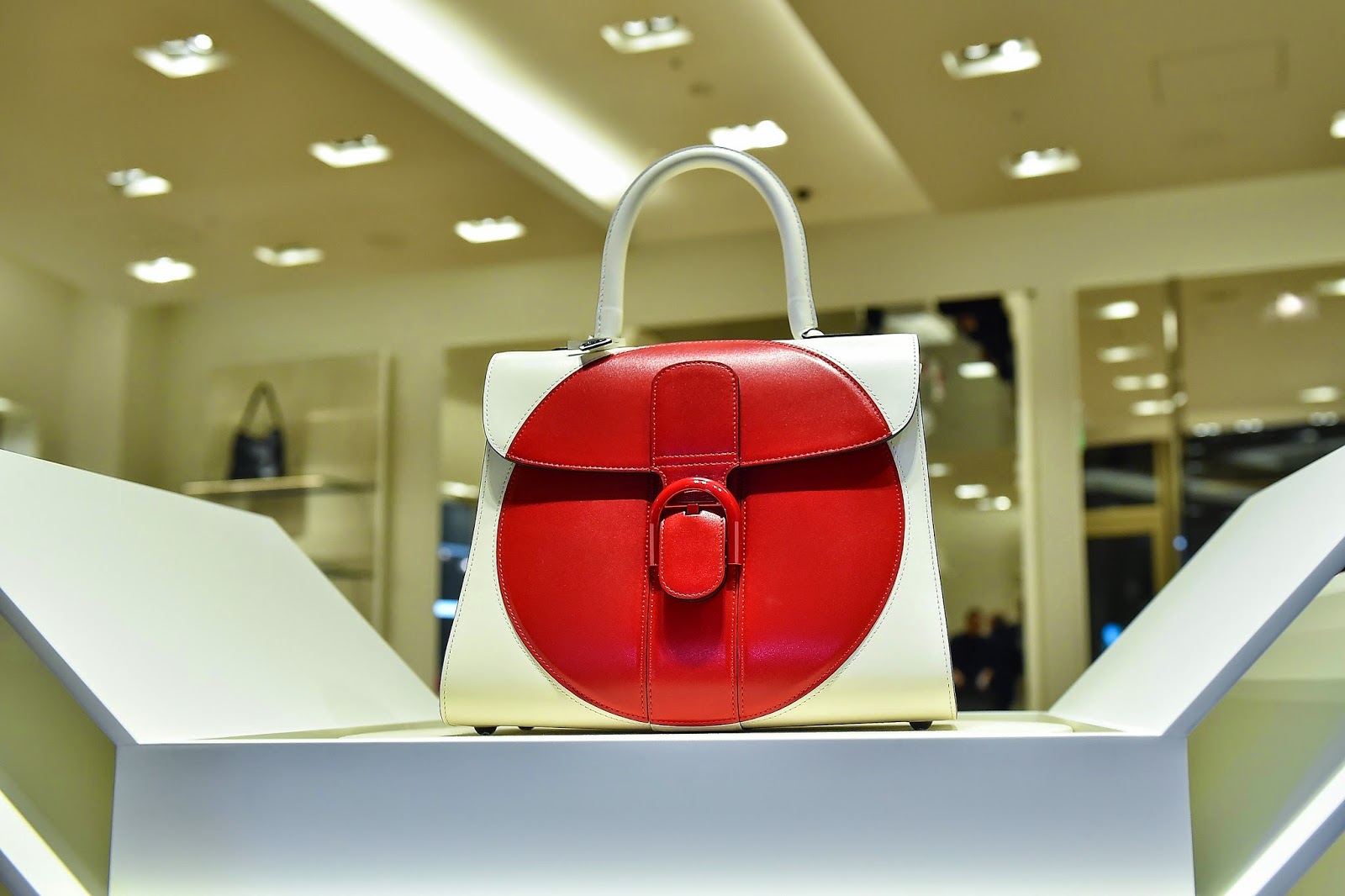 Delvaux Pays Homage to Japanese Culture with Le Brillant Red Moon