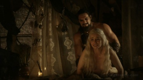 Emilia Clarke getting fucked topless in Game of Thrones Sex Scene Watch