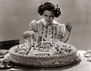 Vintage rose girl: happy birthday!! Vintage Rose Girl: Happy birthday!!