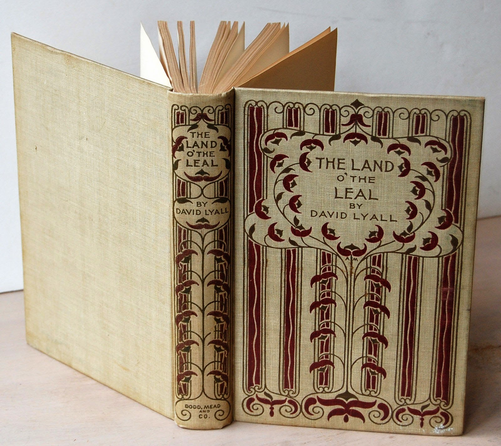 Alice C. Morse Land O' the Leal, Another Morse Design Identified