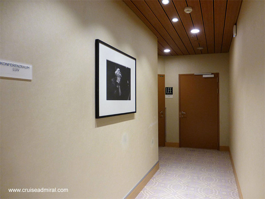 Таинственный Mein Schiff 3 (5*-) Kруиз загадок и разгадок