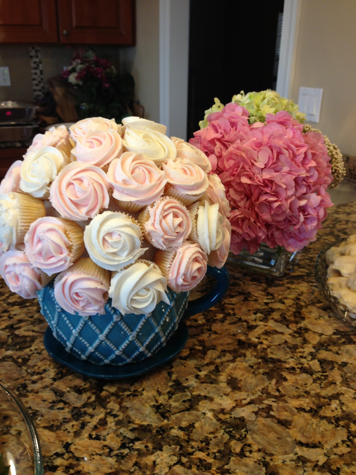 Blooming Cupcake Flower Pot Emelyne