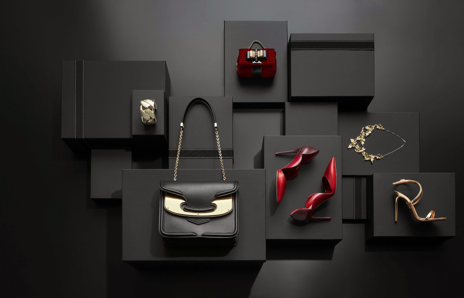 Oasis Unedited NetAPorter Launches Its Ultimate Gift Guide! NETaPORTER