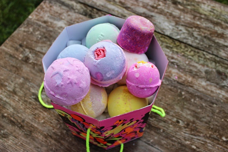 Lush 'Pop' Bath Bomb Gift Box Mini Adventures