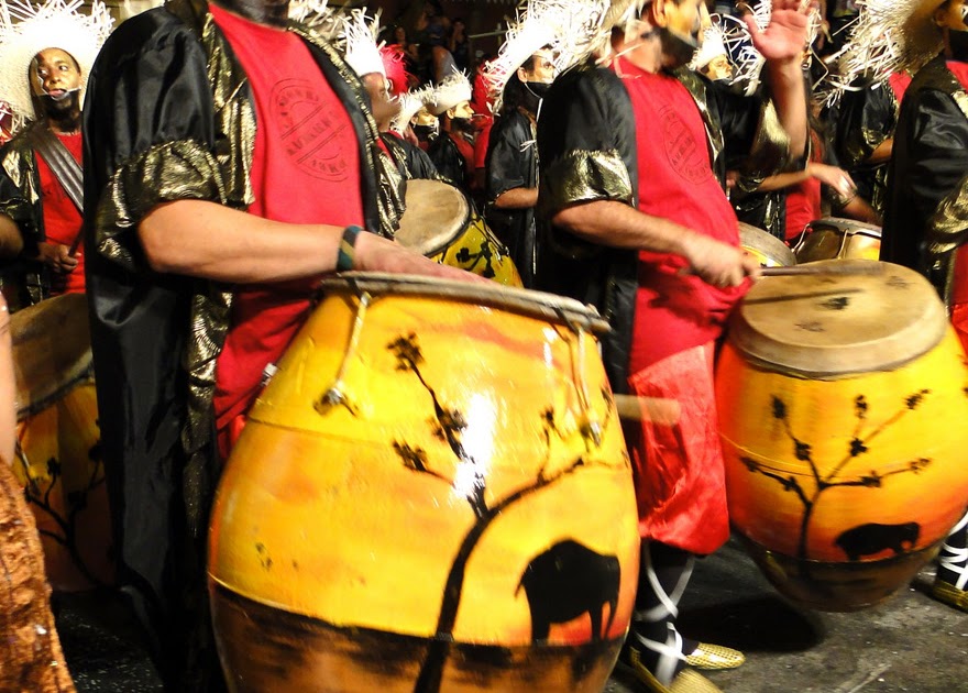 AfroAmericanas “Los únicos tambores que suenan en Africa son los uruguayos”