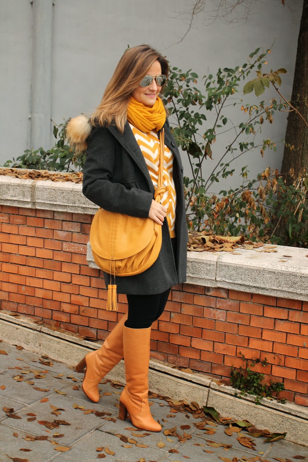 CHEAP & CHIC MOSTAZA