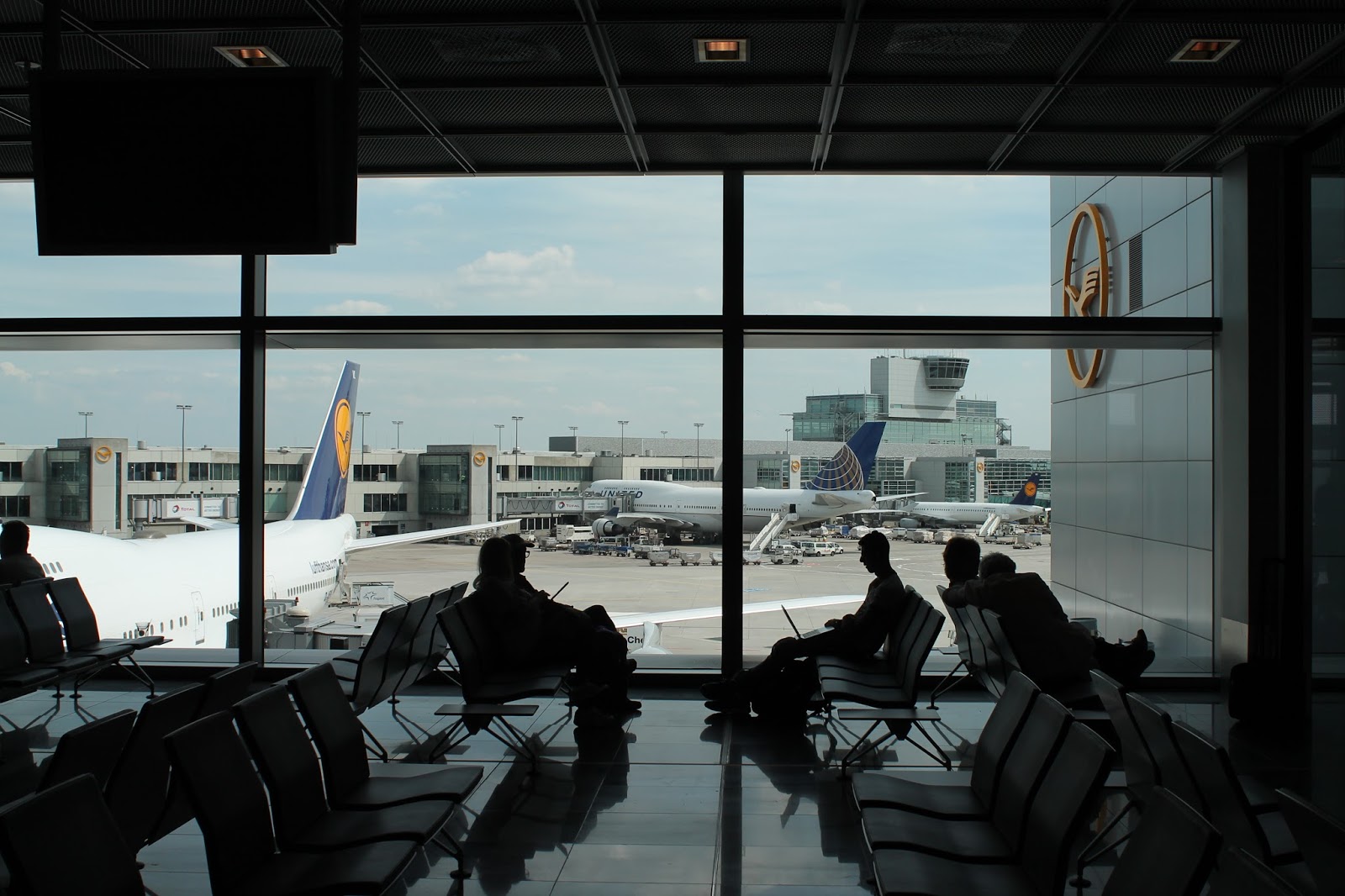 Valencia De Cartonpiedra バレンシアの火祭り Junio 15