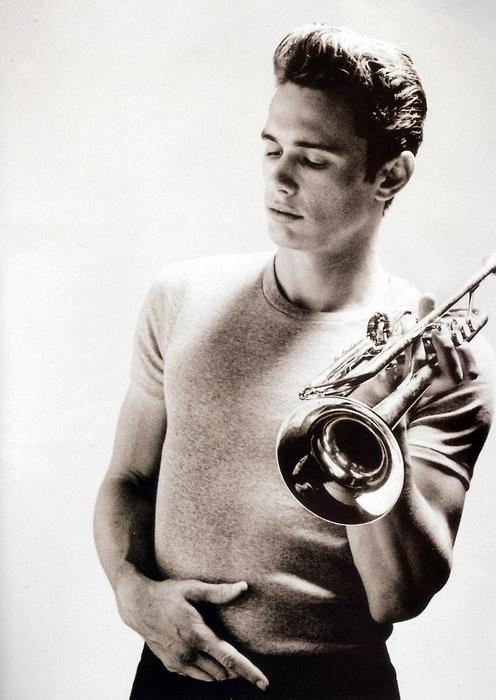 Shalom: James Franco as Chet Baker. Amazing