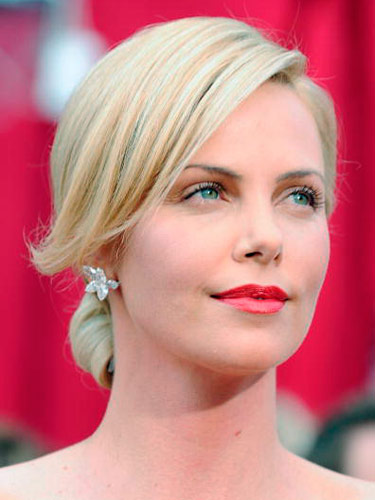 Celebrity Hairstyles Formal-Charlize Theron