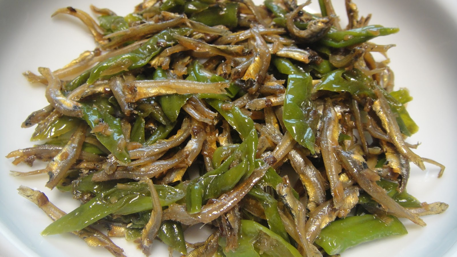 Kimchi House Stir fry of dried anchovies with shishito pepper/꽈리고추볶음