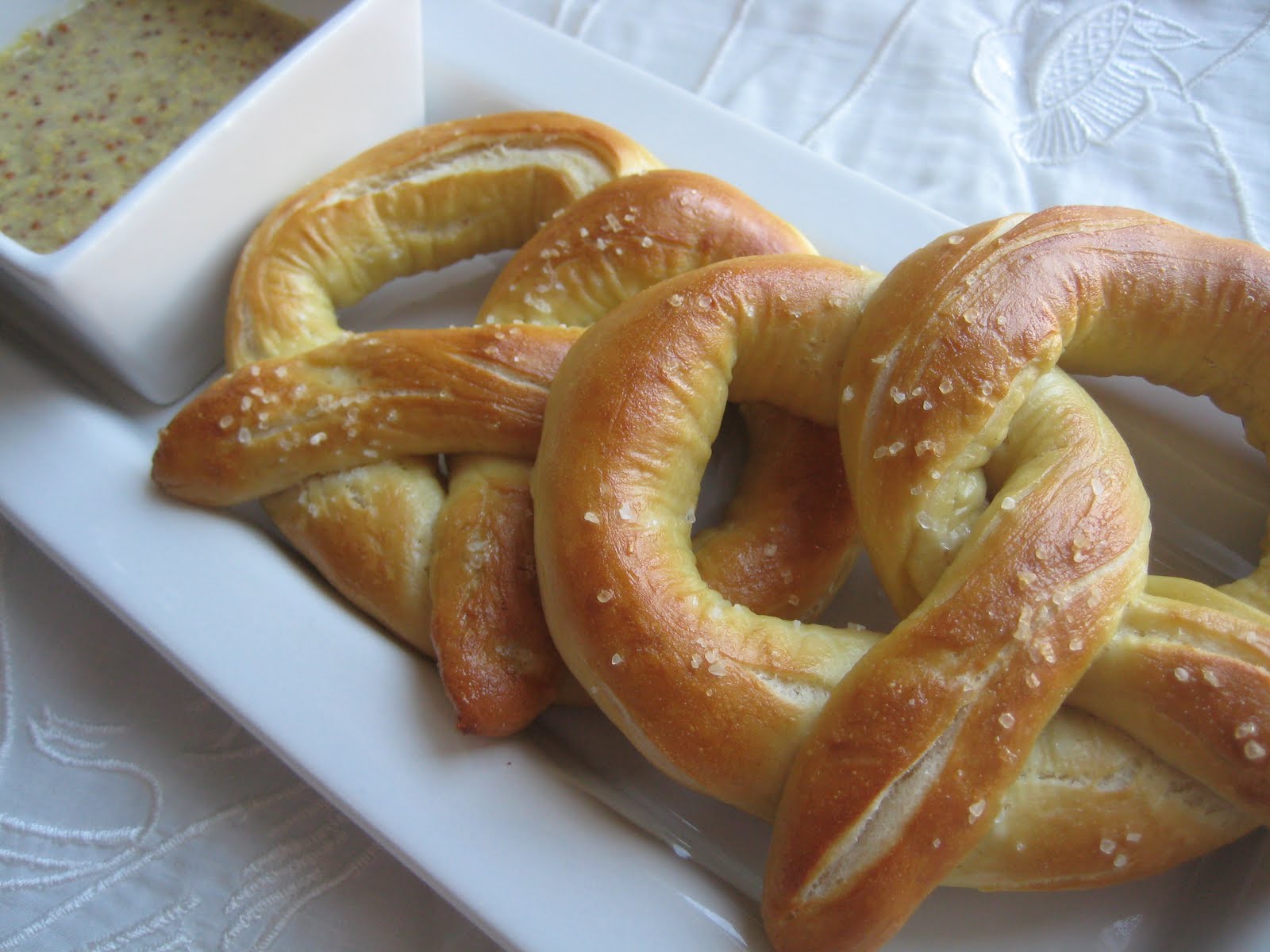 My Fare Foodie. German Soft Pretzels with Hefeweizen Horseradish Mustard