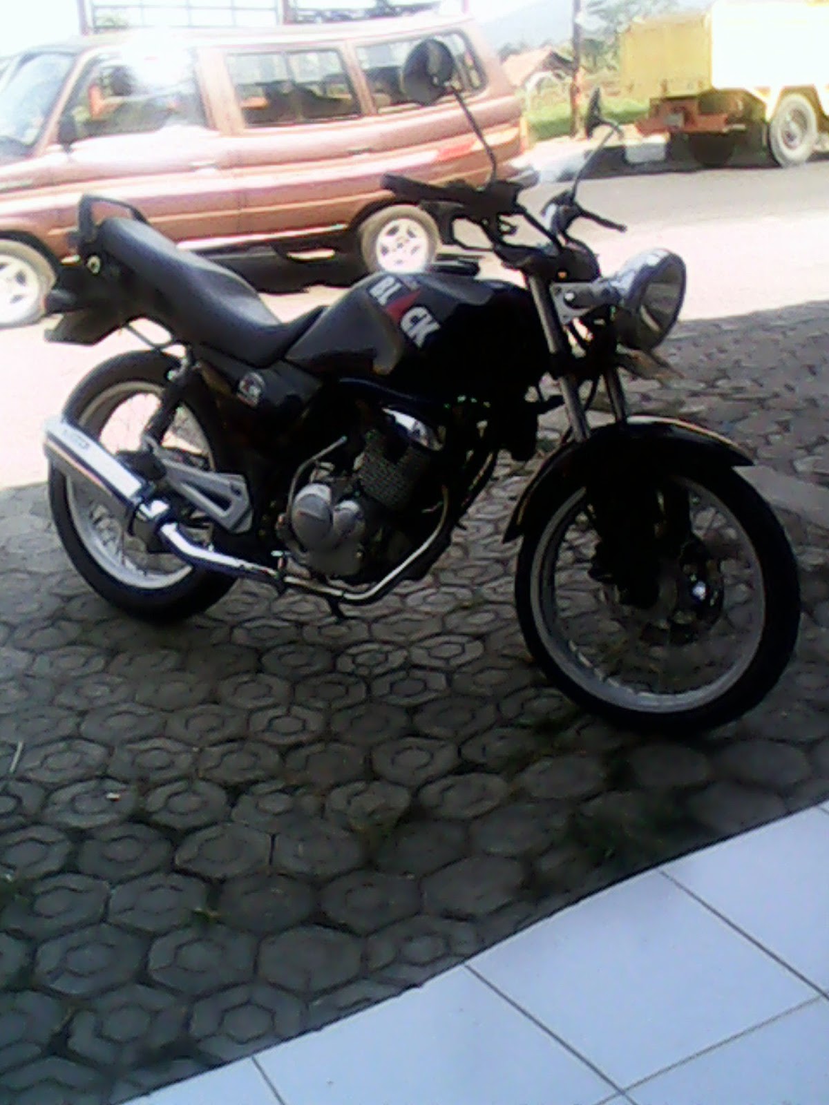 Modifikasi Suzuki Thunder 125 kantong pelajar ~ Suzuki Thunder
