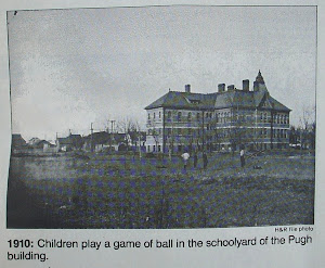 Pugh school circa 1910.