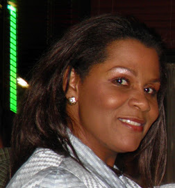 Madame Rachelle Bruno, Directrice de bureau (Florida)