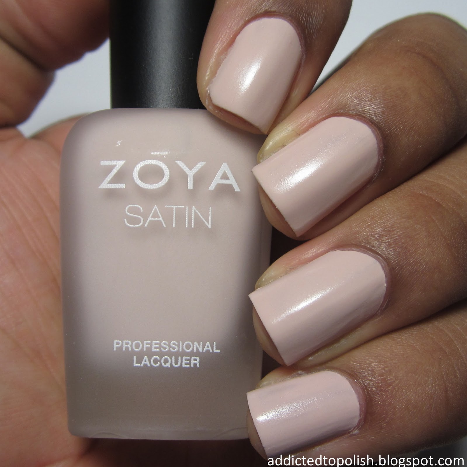 Zoya Ana Swatch Addicted to Polish