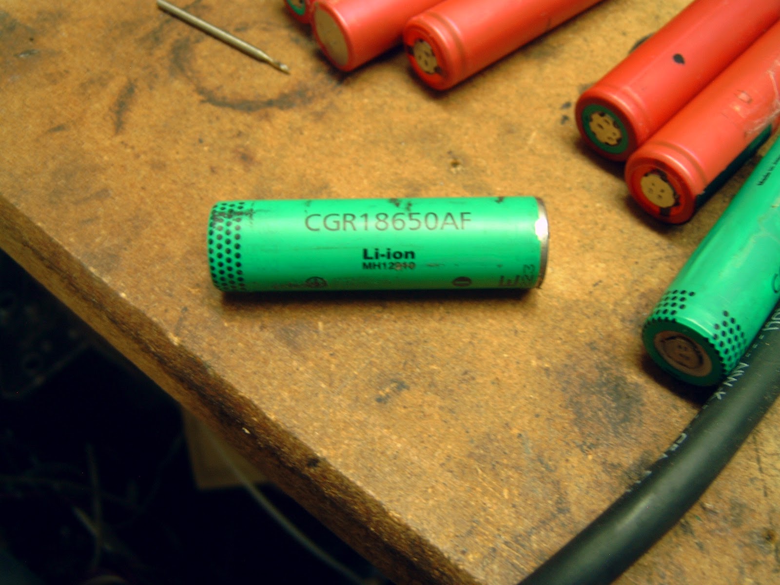 by's Laboratory Recycling Laptop batteries