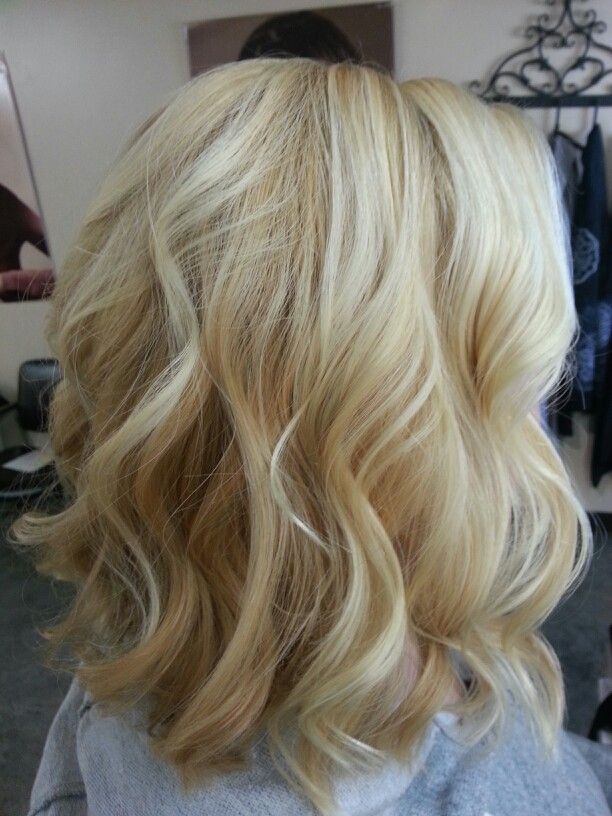 Platinum Blonde Hair With Highlights