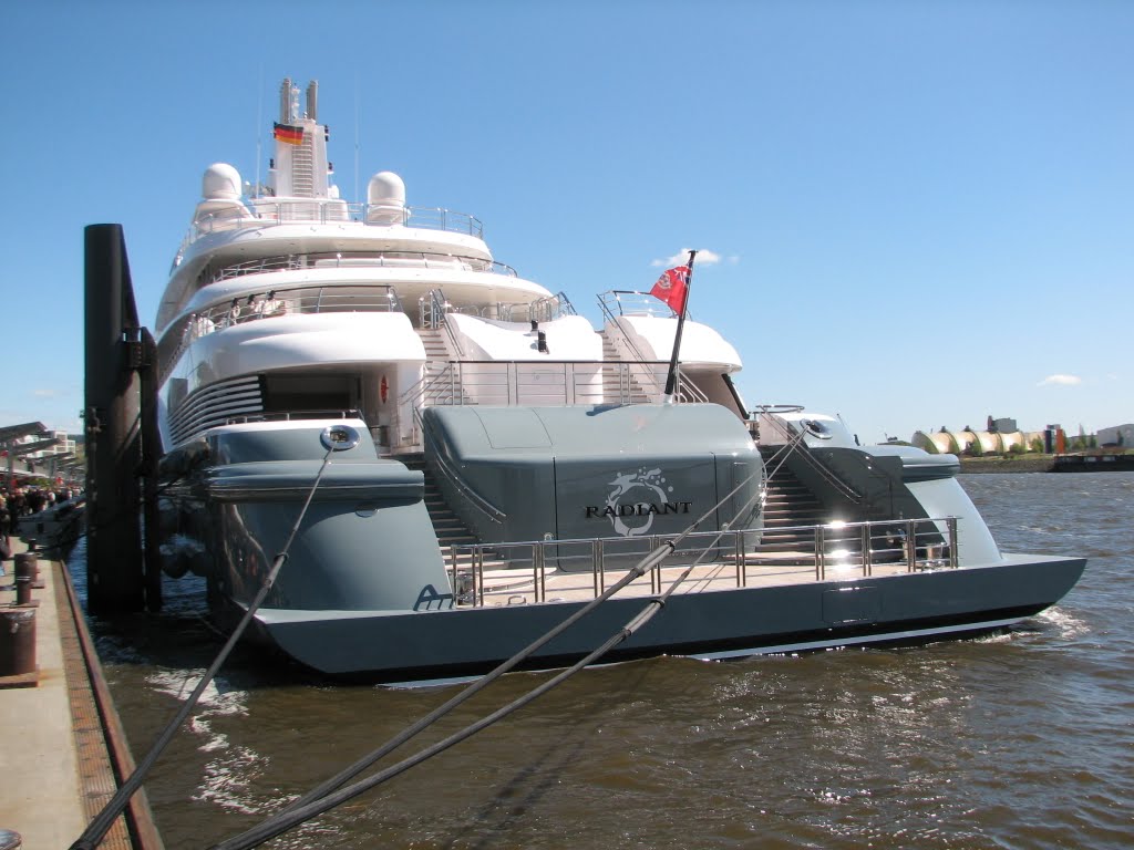 RADIANT SUPERYACHT PHOTOS Marine Vessel Traffic