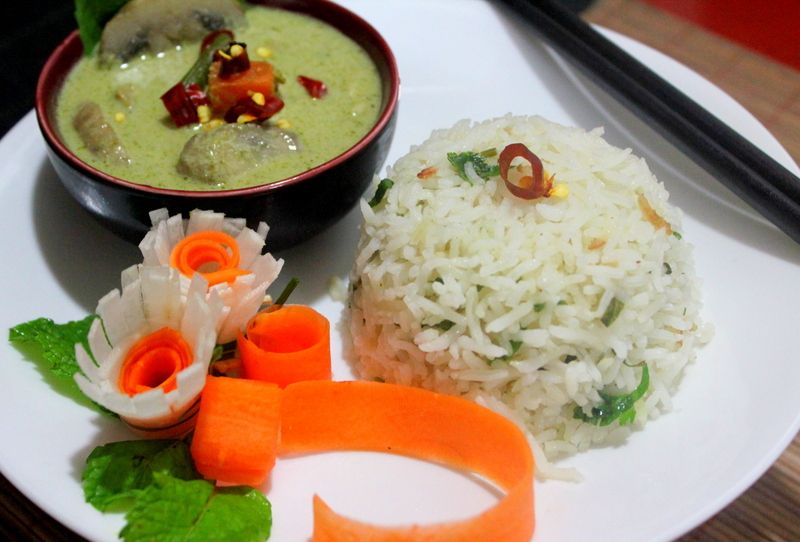 Thai Green Curry with Rice Ribbons to Pastas